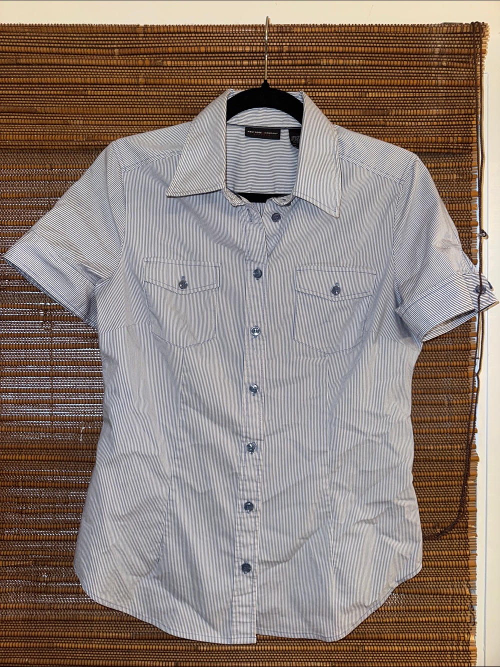 Women’s Short-Sleeve Button-Up Shirt - Light Gray- New York and Company